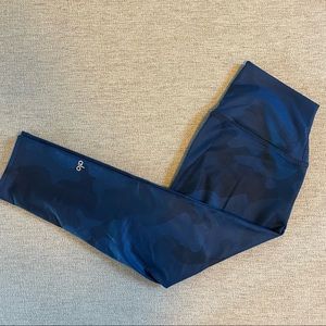 Alo Navy Blue/Camo Leggings